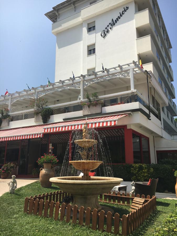 Hotel De Amicis Риччоне Екстер'єр фото